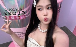 动漫美女被袭胸